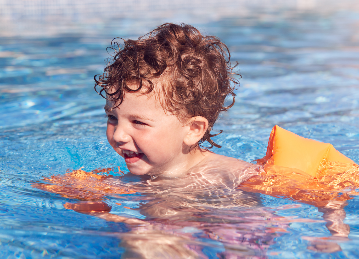 Neurodermitis und Baden: Chlor-, Meer- oder Seewasser richtig wählen
